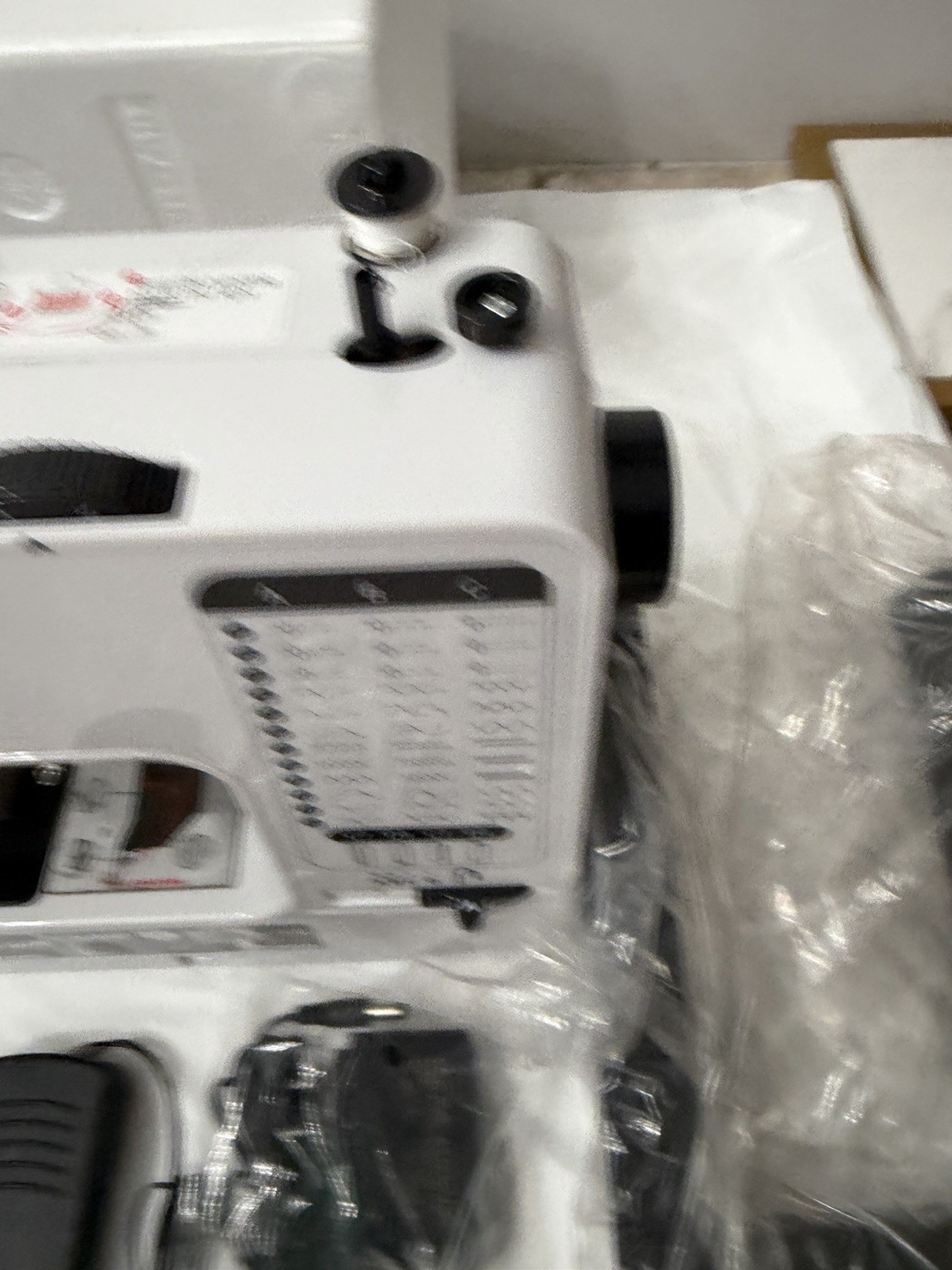 SM-202 Electric Sewing Machine 36 Stitch Extension Table Tested
