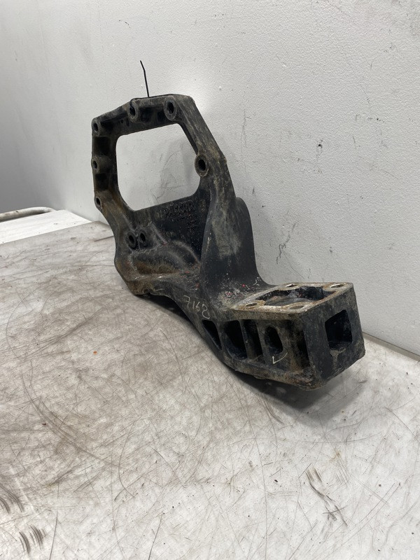 2012 Kenworth T800 Frame Horn/Bumper Mount B111025R (646-11191)