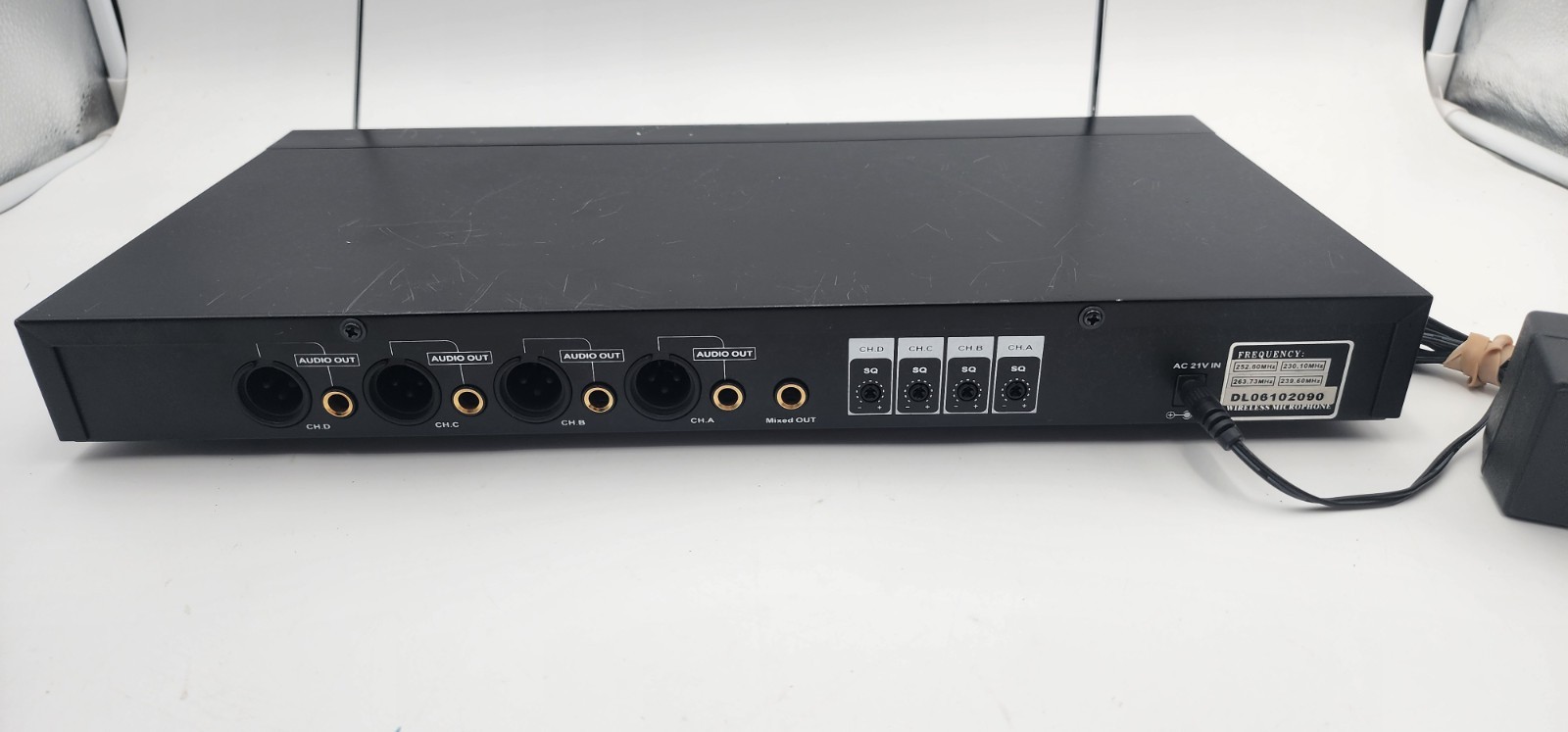 IDOLpro VHF-638 Wireless Microphone system