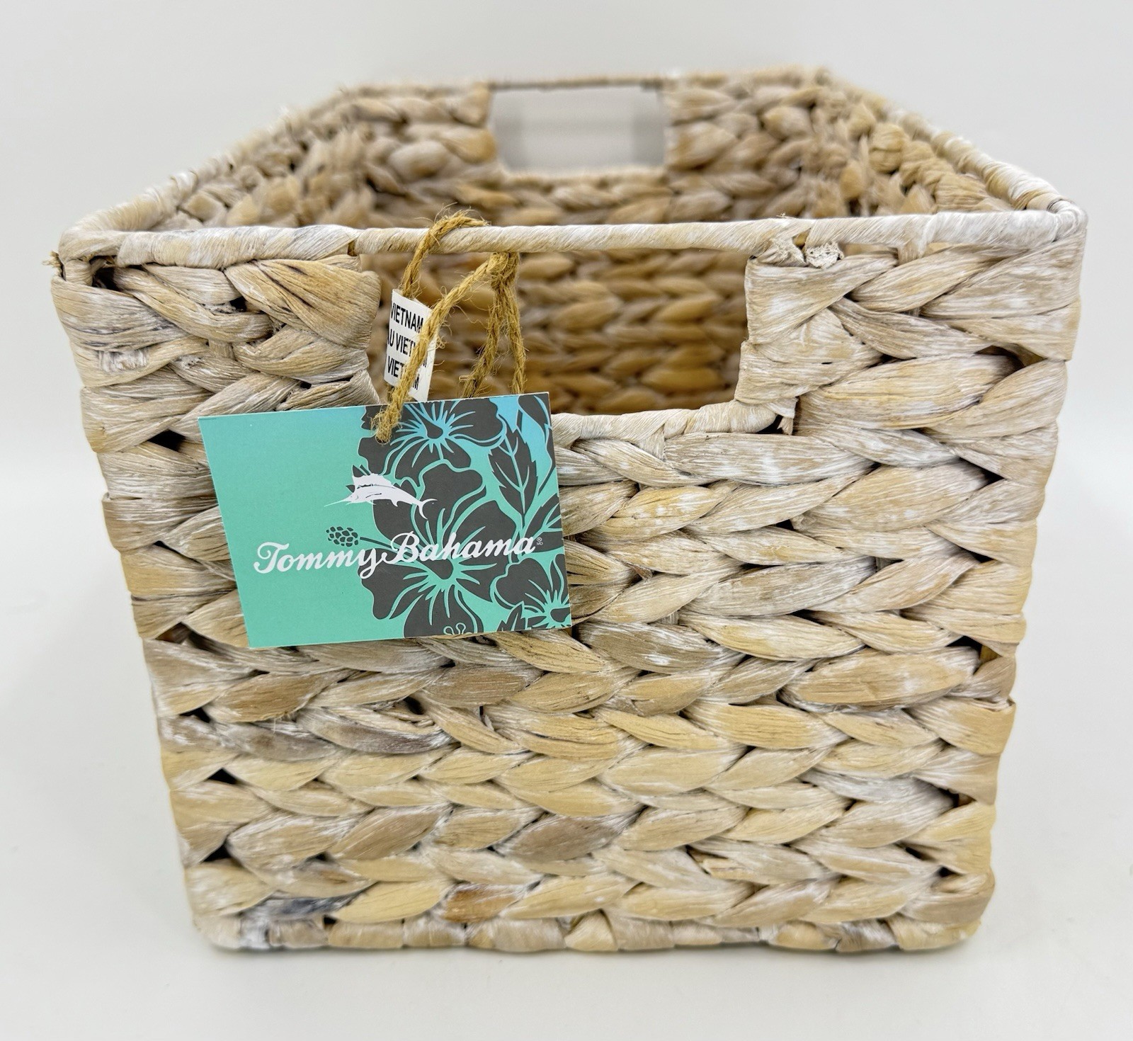 Tommy Bahama White Wash Wicker Rectangle Basket 13.5 L x 8.5 W x 7.5 H New NWT