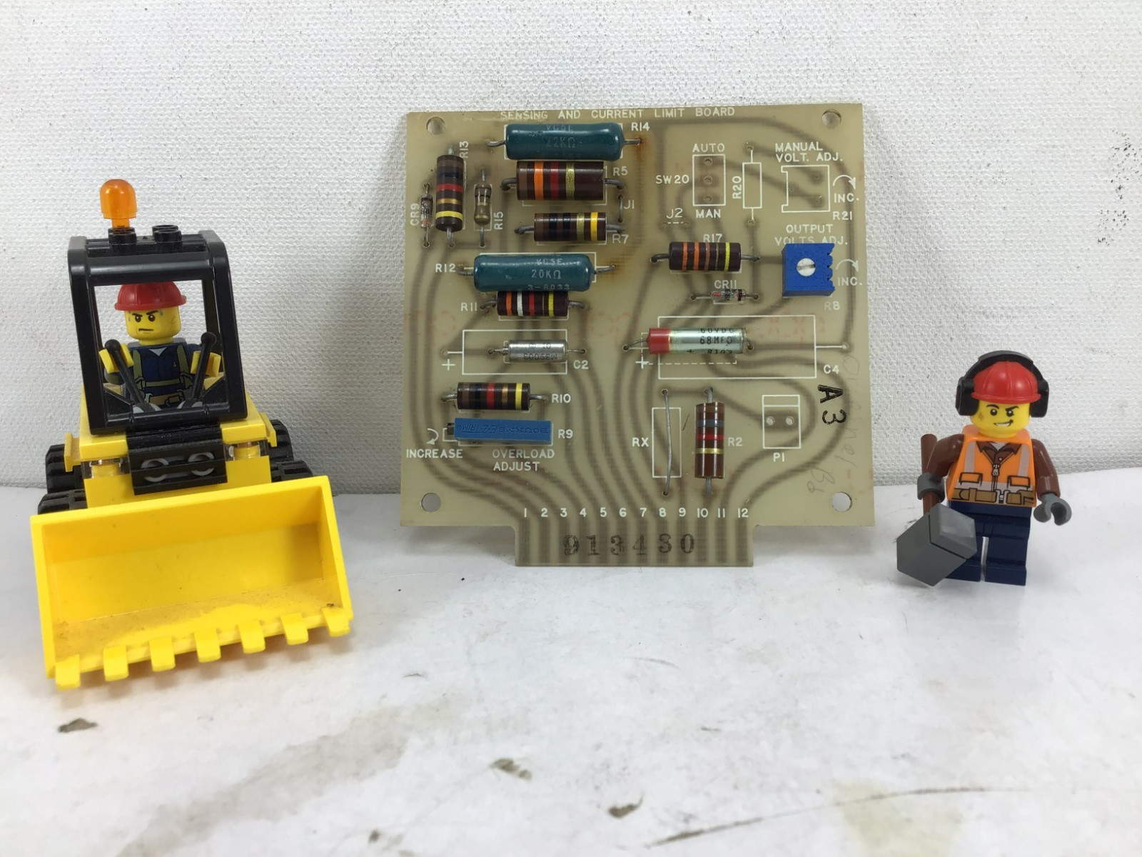 PC7404-29 REV 2 - POWER CONVERSION - SENSING & CURRENT LIMIT BOARD - **UNUSED**