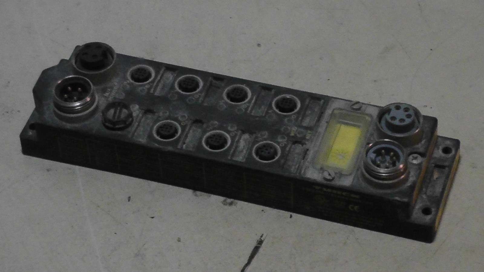 TURCK FDNP-CSG88-TT 8 in / 8 out Station DeviceNet, Used/Not Tested