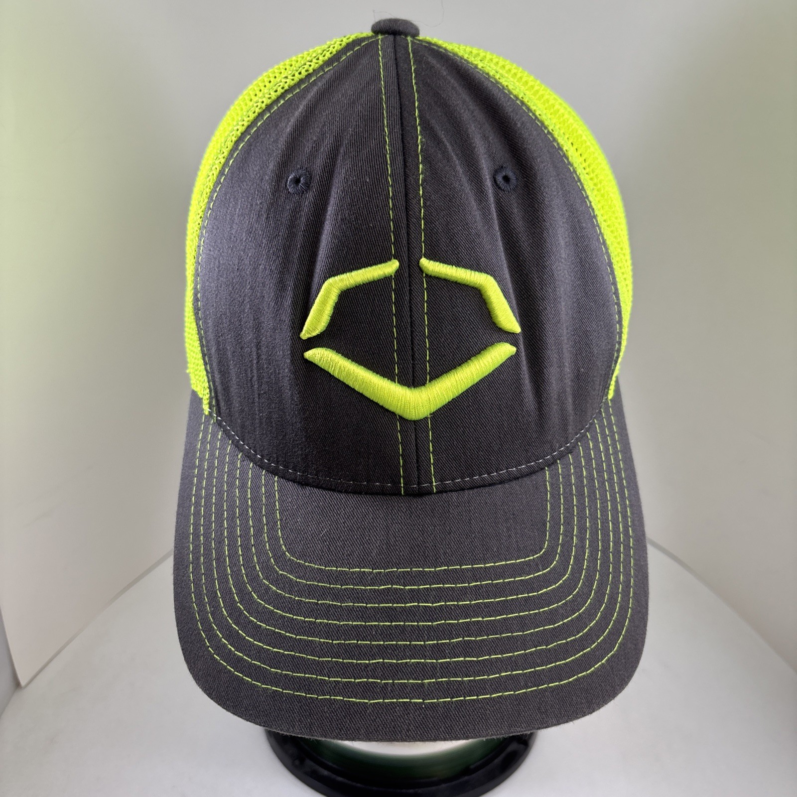 Evoshield Embroidered Cap Hat Gray Green Mesh FlexFit size S/M WE ARE ATHLETES