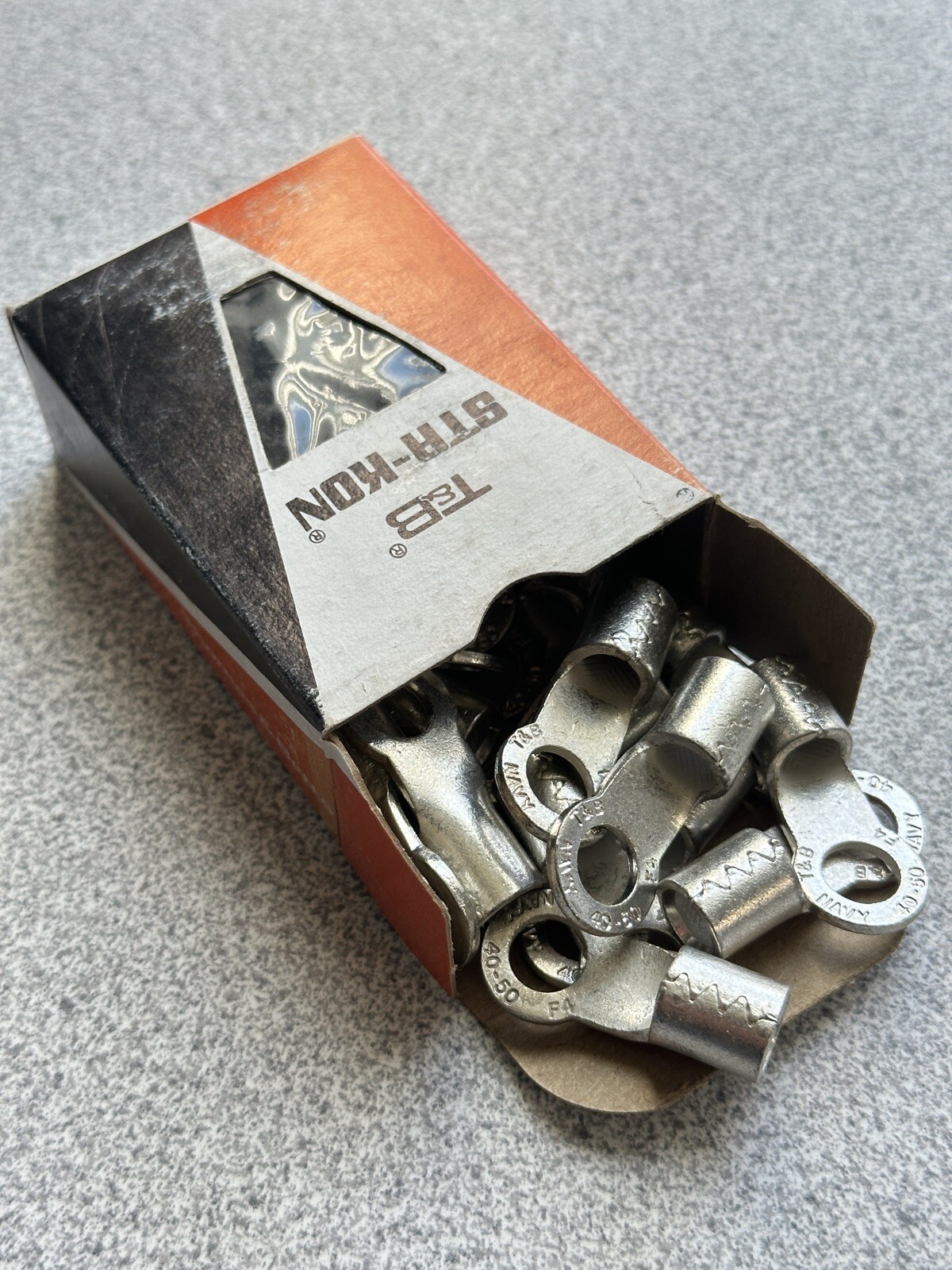 NEW 20 pk T&B Sta-Kon F4-516 Non-Insulated Ring Terminal Connectors 4AWG 5/16in