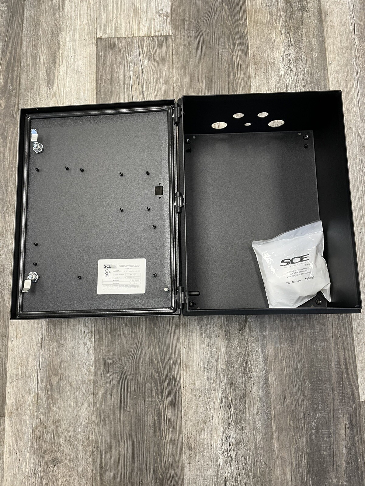 saginaw control 3r cabinet