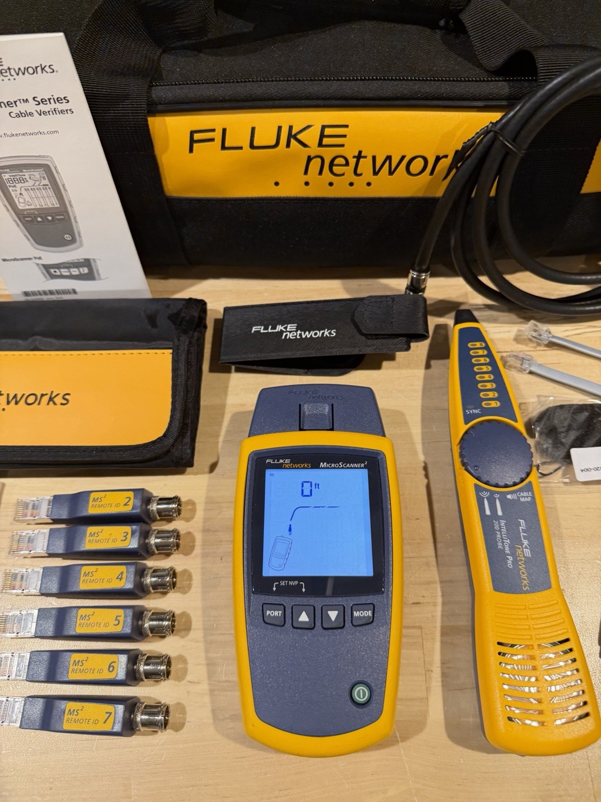 FLUKE NETWORKS MS2-KIT MICROSCANNER 2 & INTELLITONE PRO200 CABLE TEST KIT