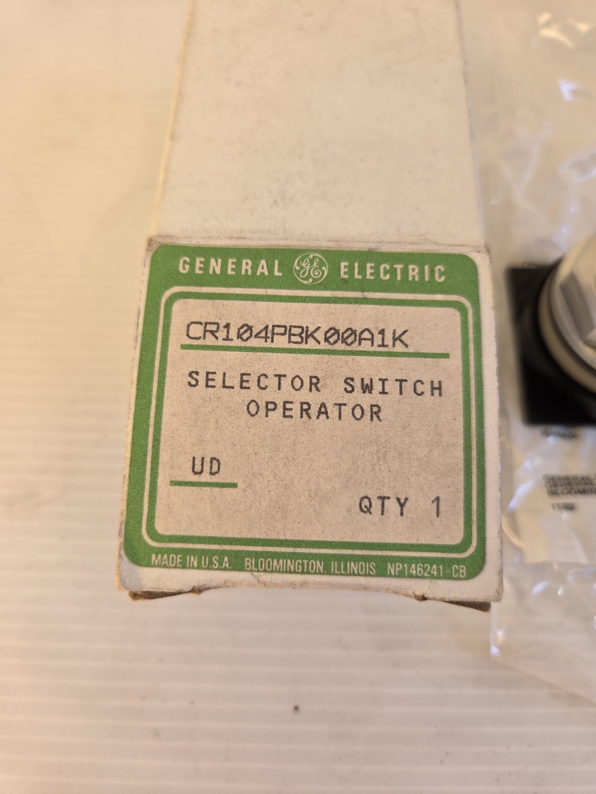 GE CR104PBK00A1K Keyed Selector Switch Operator