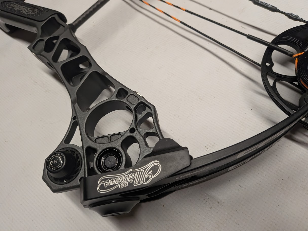 Mathews TRX 34 Target Archery Compound Bow! RH 30" 50-60lb.