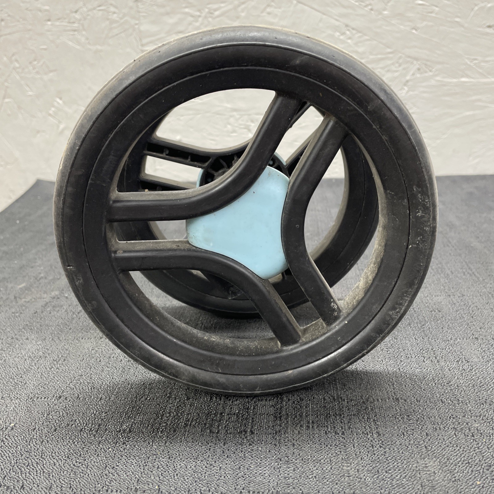 Cosco TR431FZW Lift & Stroll DX Travel System REPLACEMENT Rear Wheel
