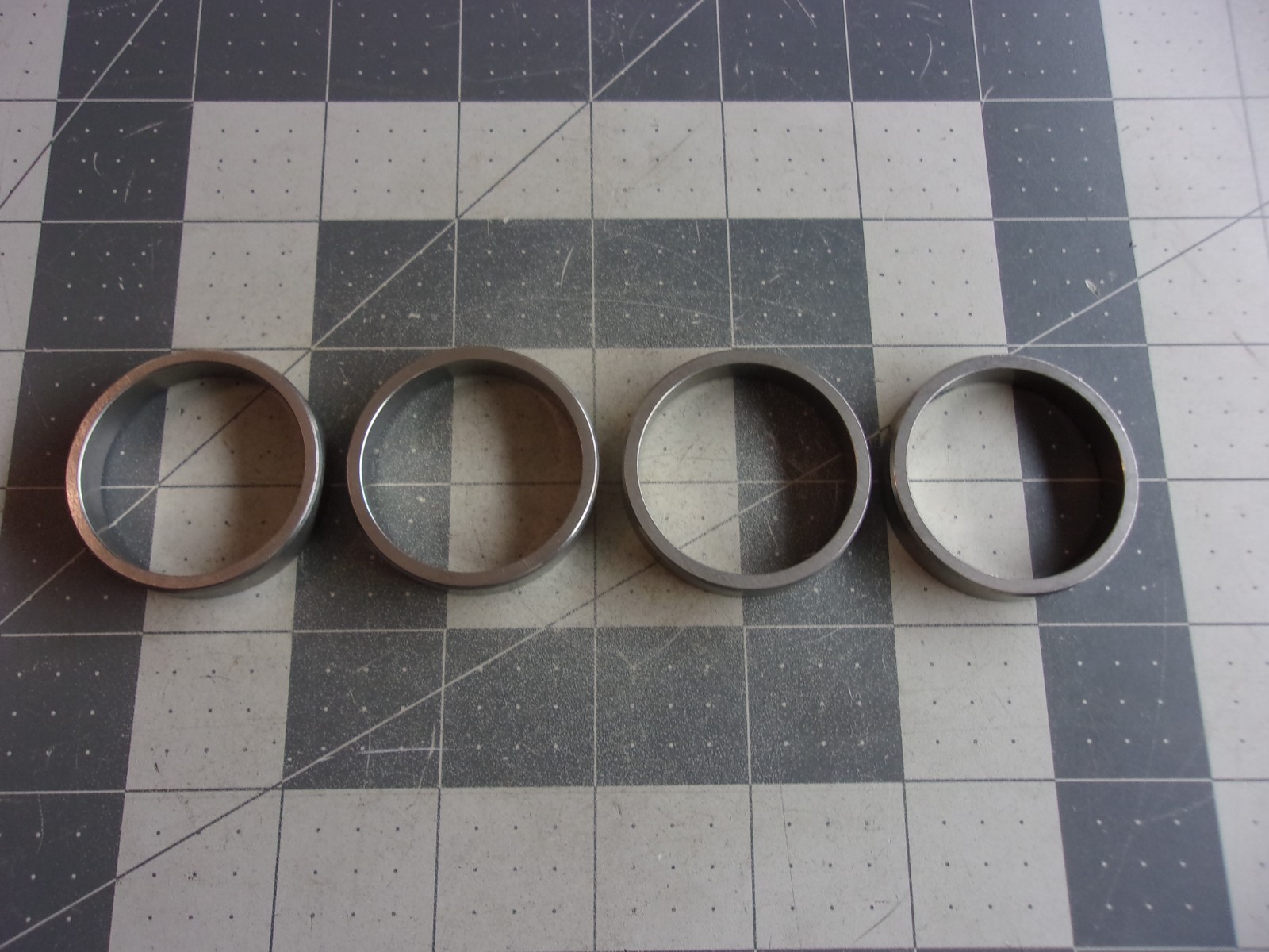 SBI SB1678E-1 (4) Valve Seats IHC Navistar V304 V304A V345 V345A D132
