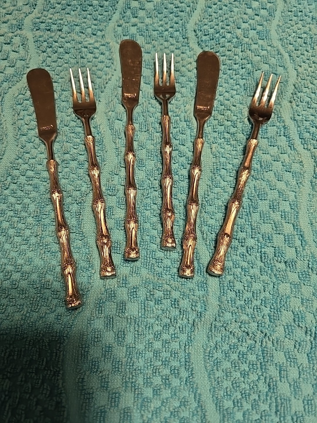 Vintage Set of 6 Oyster Forks & Knives Japan