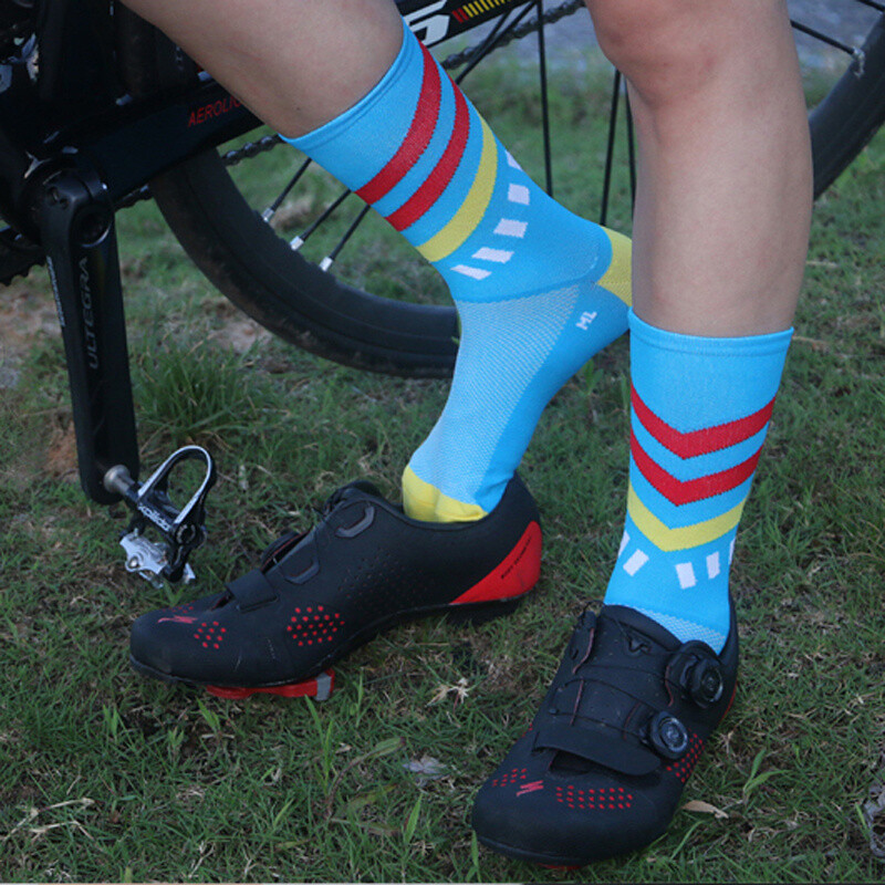 Pro Mens Womens XC Cycling Sports Ankle Socks Riding Socks Bicycle Socks Blue