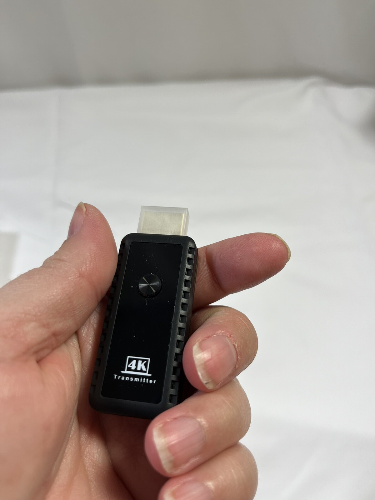 4K Wireless HDMI Transmitter and Receiver, HDMI Wireless Extender, Plug & Play