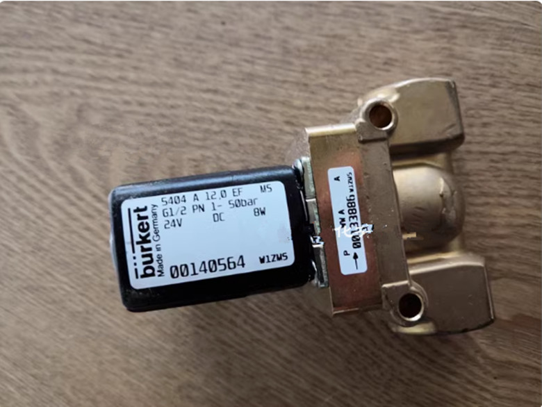 1pcs NEW Burkert 5404 A 12.0 G1/2 high pressure solenoid valve 24V 00140564