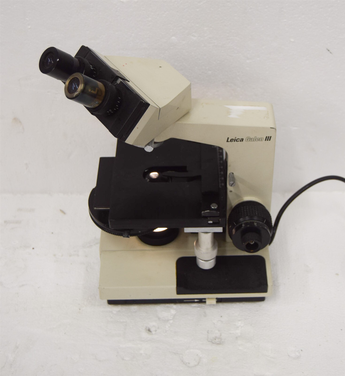Leica Galen III Binocular Microscope (S25-0)