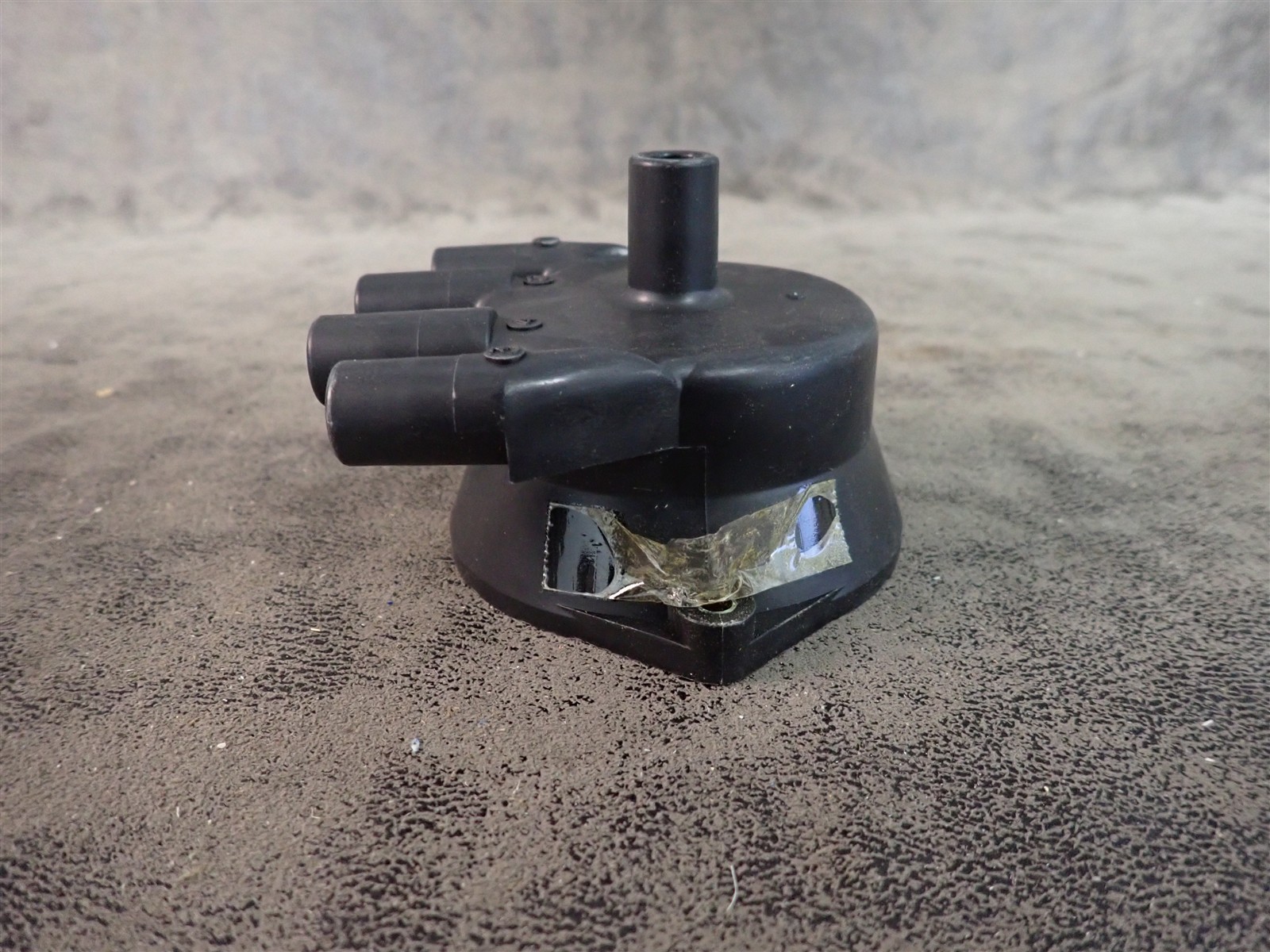 NEW WVE 5D1159 Distributor Cap (G216)