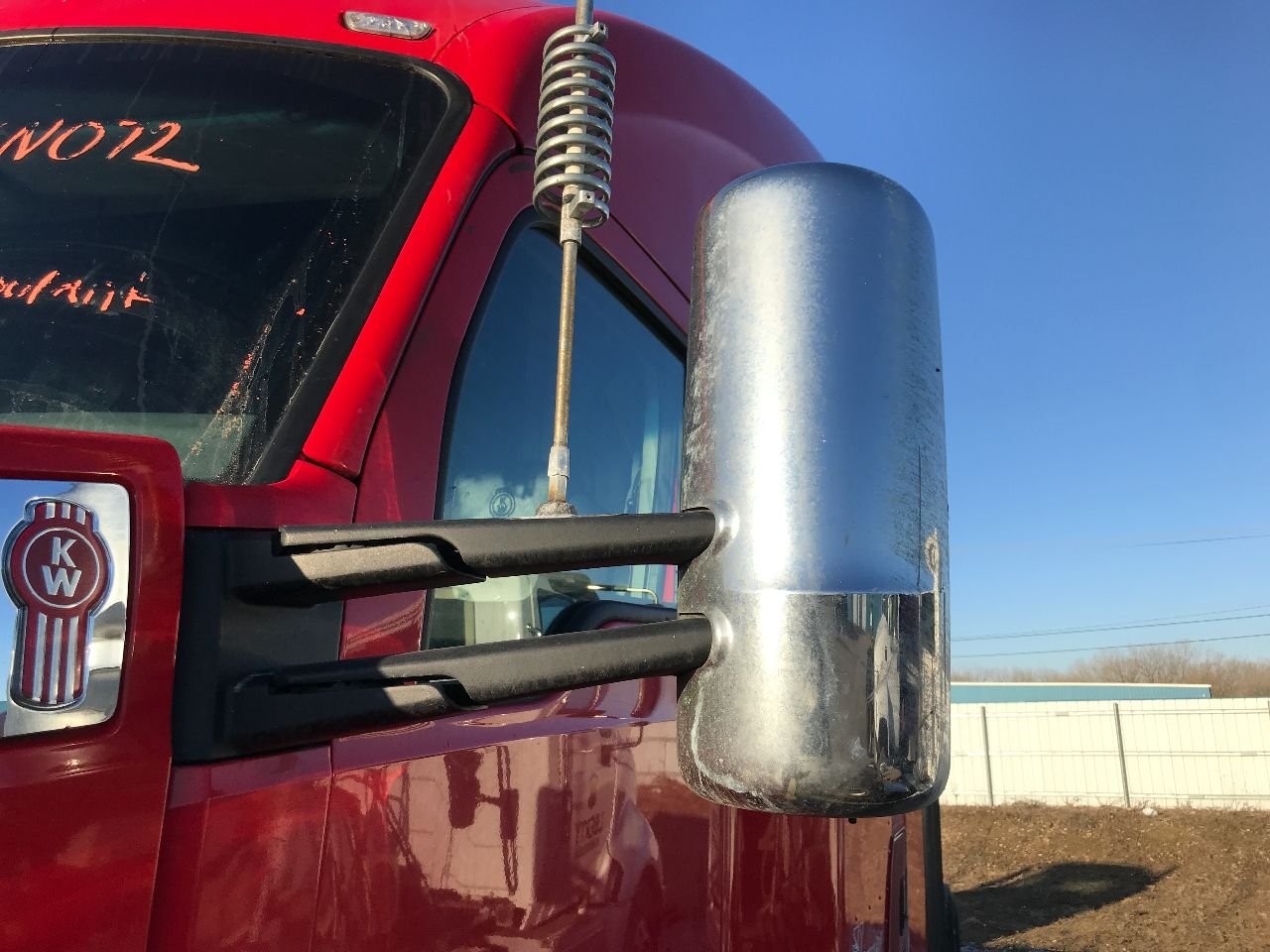 2012-2027 Kenworth T680 POLY/CHROME Left/Driver Door Mirror - Used