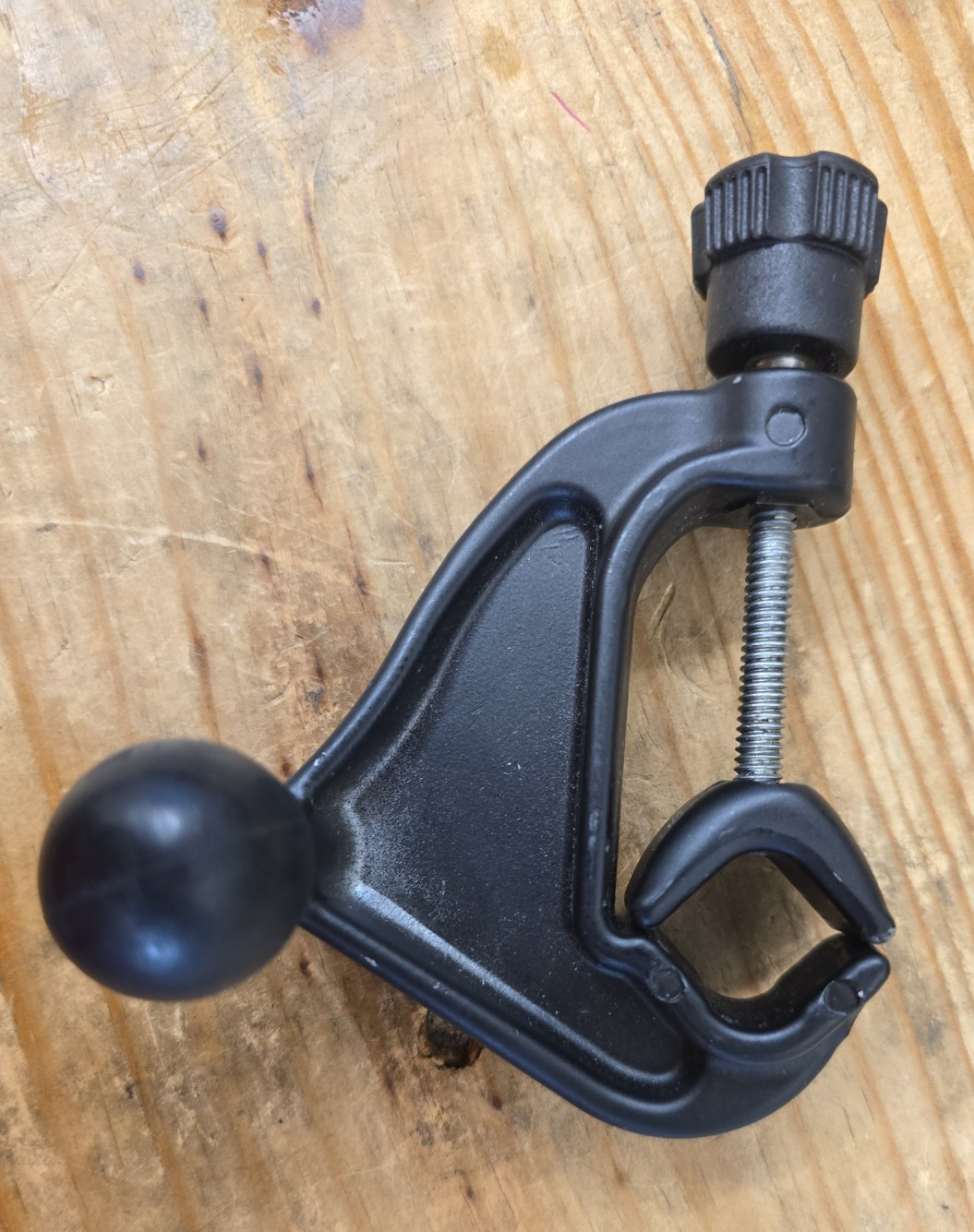 Salty RAM Mounts Yoke Clamp Base w/ 1-inch Rubber Ball #GA25