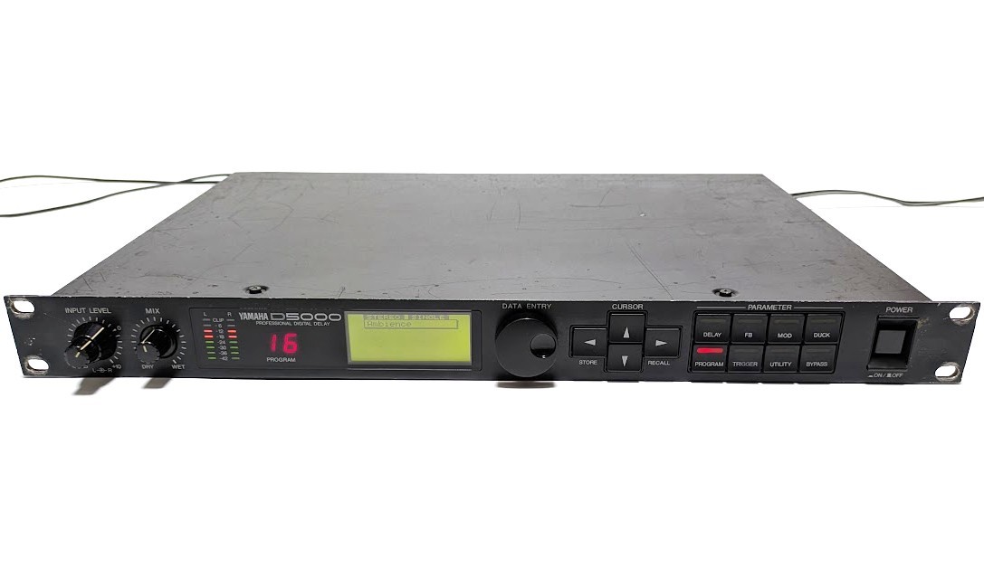 YAMAHA D5000 PROFRSSIONAL DIGITAL DELAY GUITAR EFFECT RACK MODULE