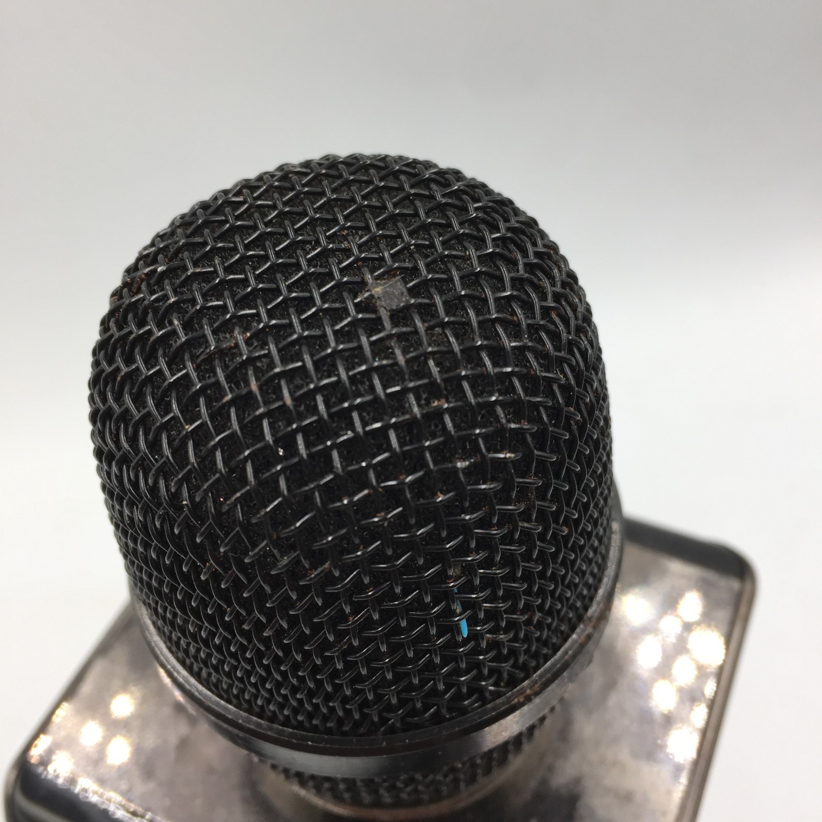 Pop Solo LED Karaoke BLACK Microphone ONLY No Cables
