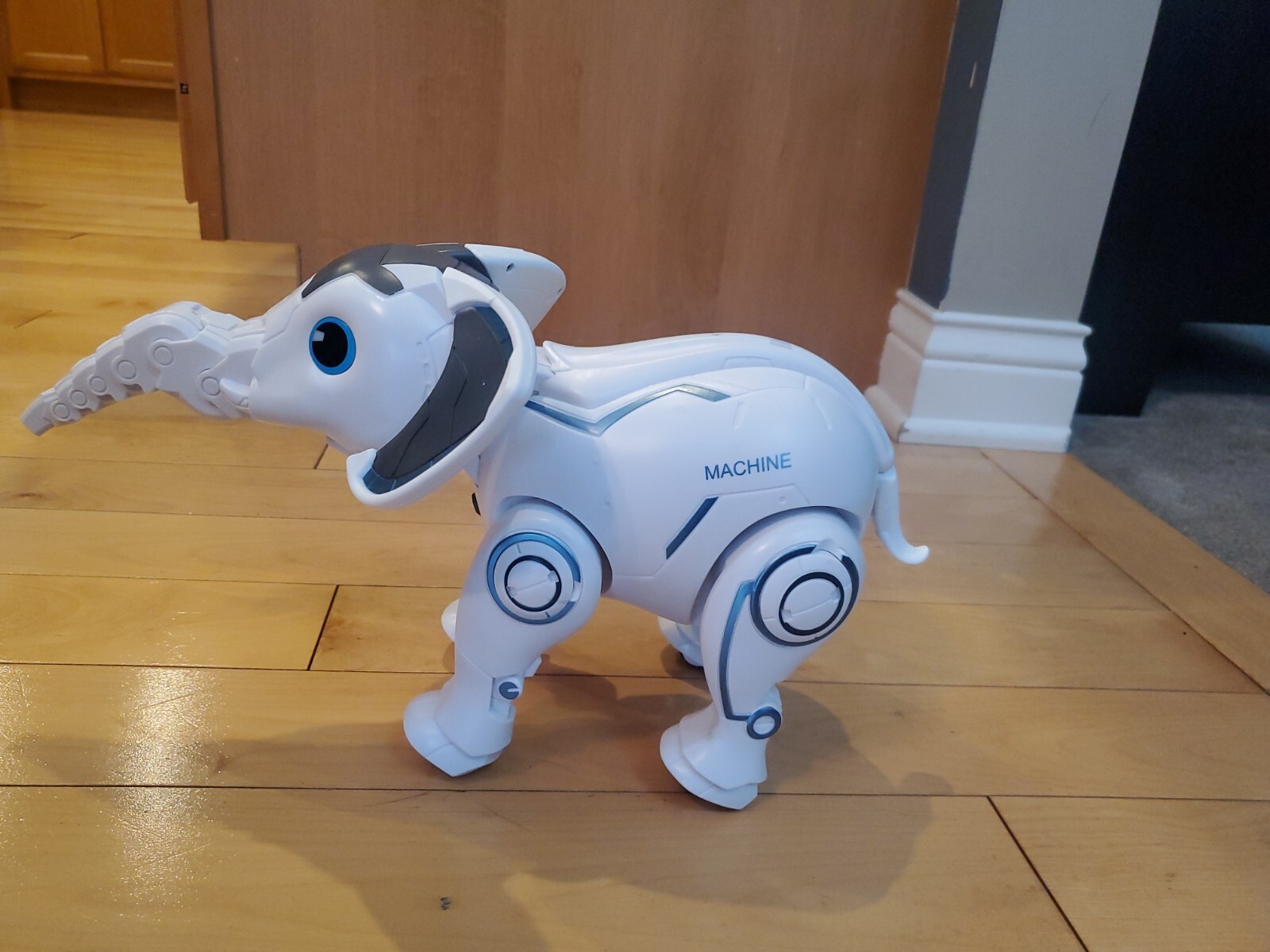 Codo the Programmable Robot Elephant. No remote.