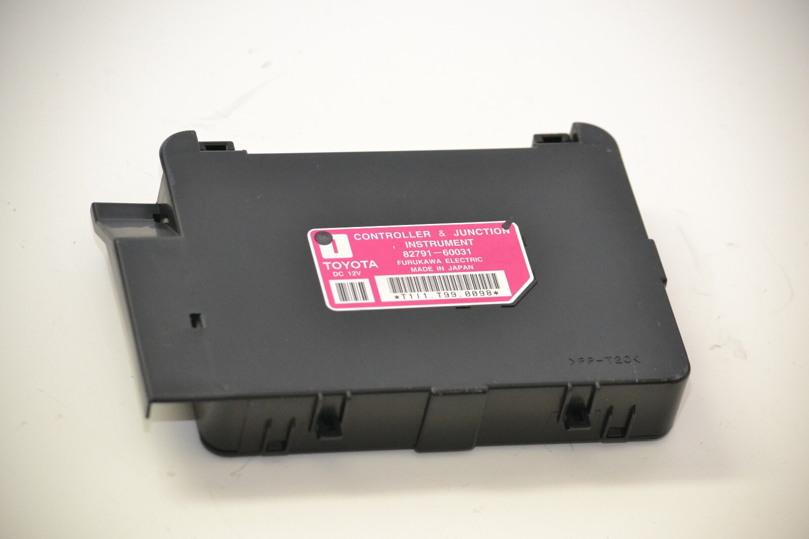 1999-2003 LEXUS LX470 CONTROLLER JUNCTION INSTRUMENT MODULE COMPUTER OEM