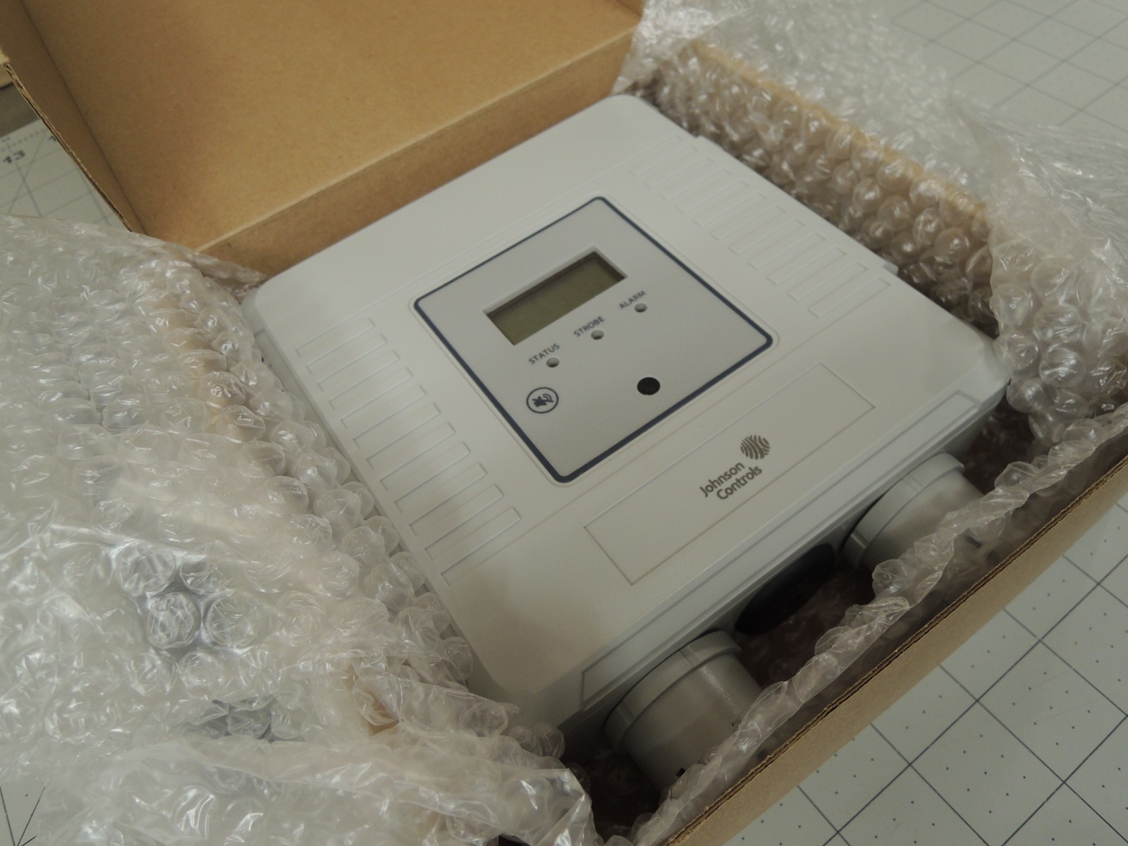 NEW Johnson Controls GS302QMXIR2A Dual CO/NO2 Gas Sensor & Temperature Sensor