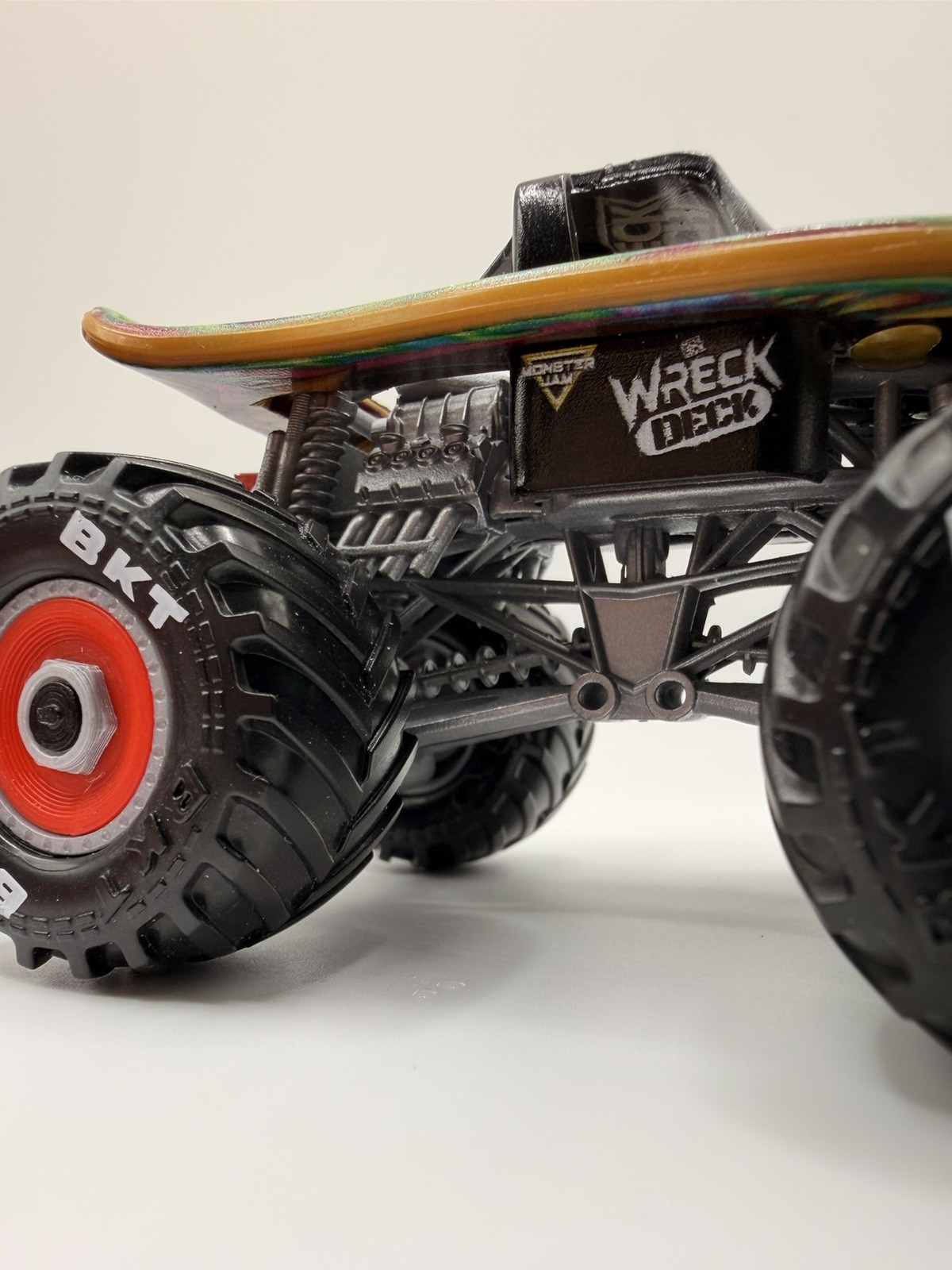 Wreck Deck Custom BLACKBOX 3D Printed Skate Wheel Inserts for Spin