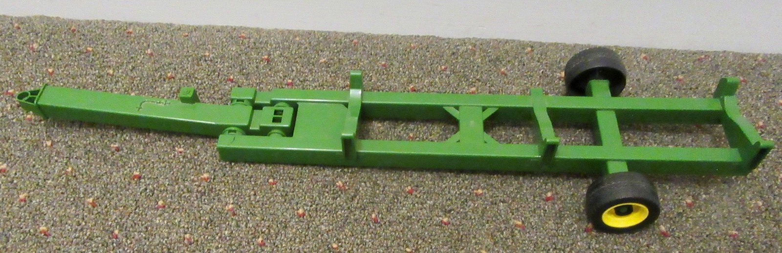 John Deere Big Farm Corn Head Trailer  21"L  x 5 1/2"W  x  2 1/2"H