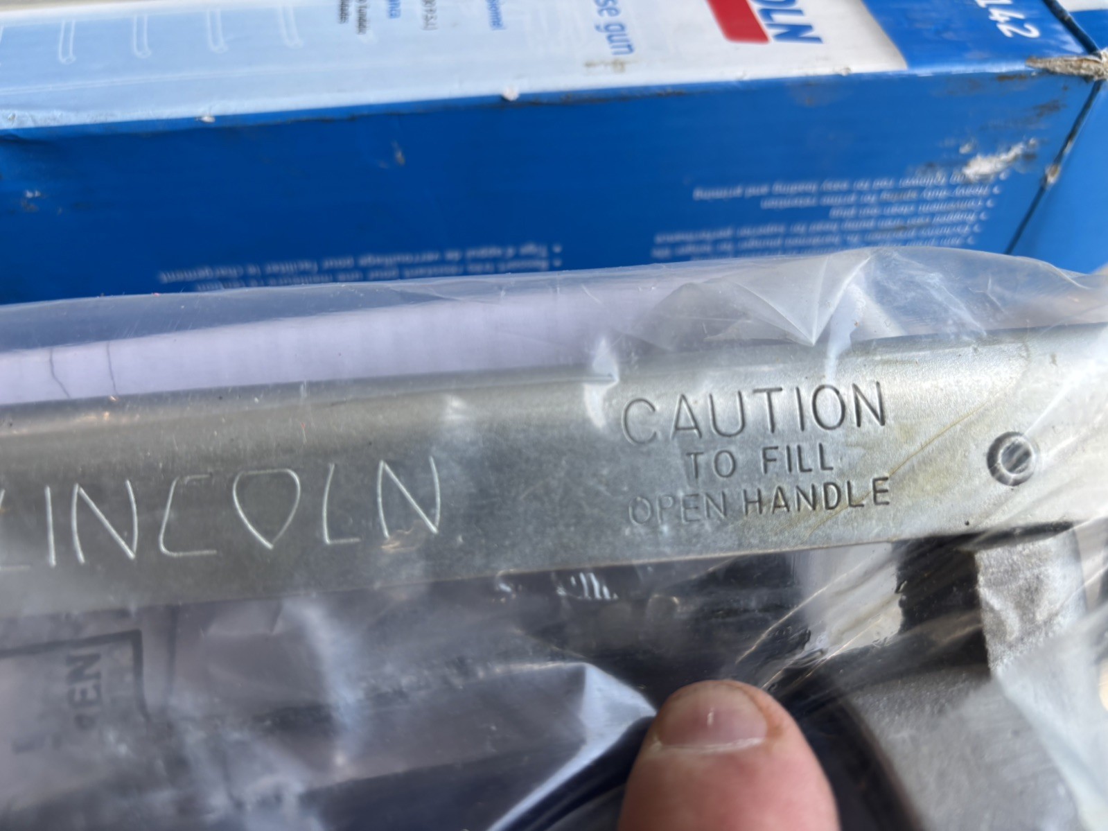 1142 LINCOLN SKF, Professional lever-action grease gun