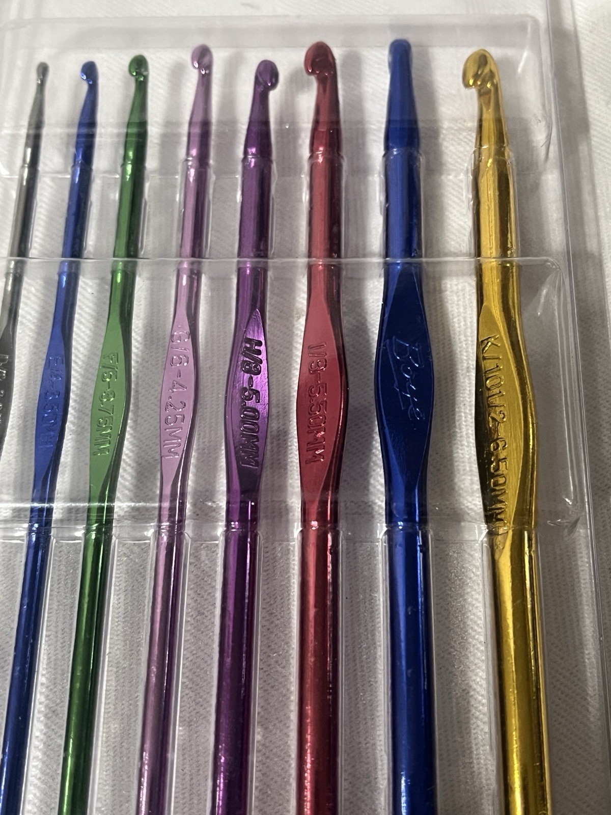Set Of 8 Crochet Hooks