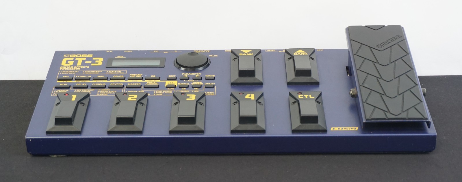 Roland Boss GT-3 Guitar Multi Effects Processor Pedal Board - 100V