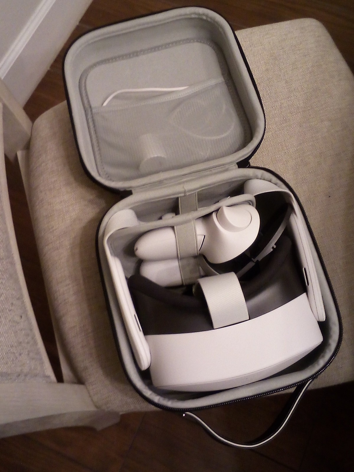 VRCHAT KIT - META QUEST 3s 128 + 360 KINNECT + LEAP MOTION SENSOR (ALL CABLES)