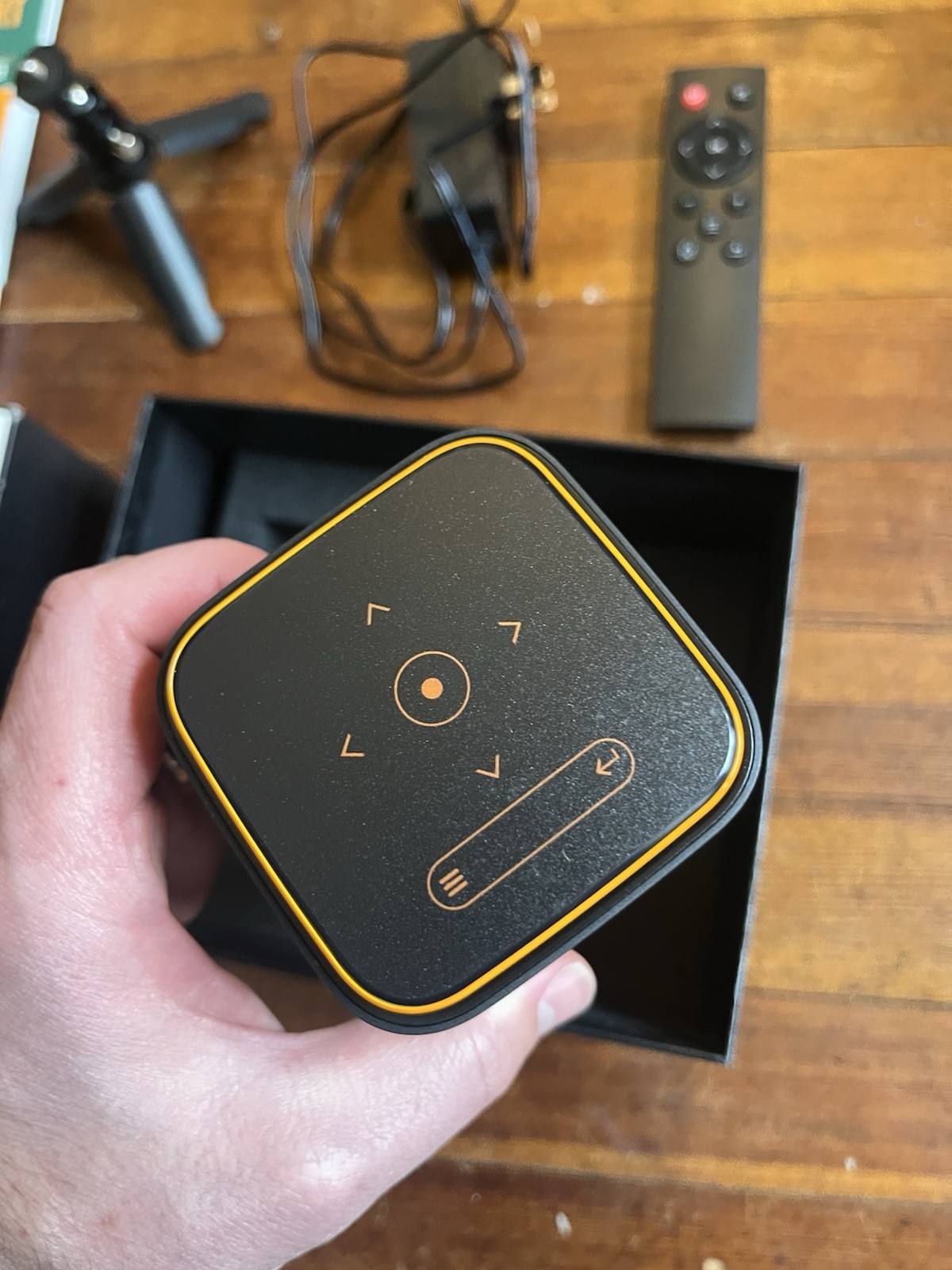FATORK D042 Mini Projector DLP