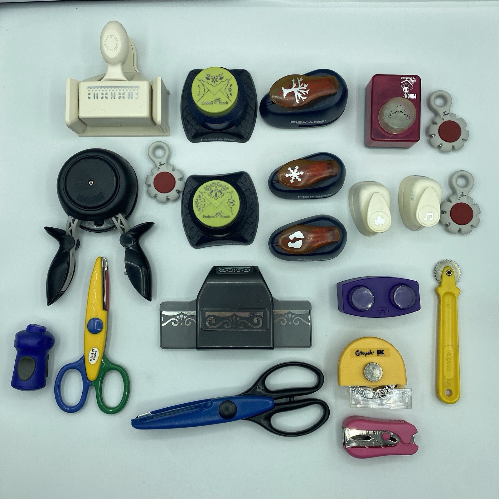 21 Assorted Craft PAPER PUNCHES & Other Tools  Fiskars Martha Stewart Tim Holtz