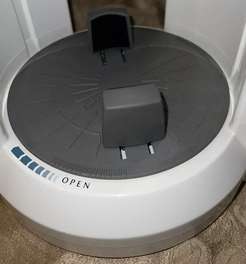 Black & Decker Lids Off Automatic Jar Opener JW200 White EUC