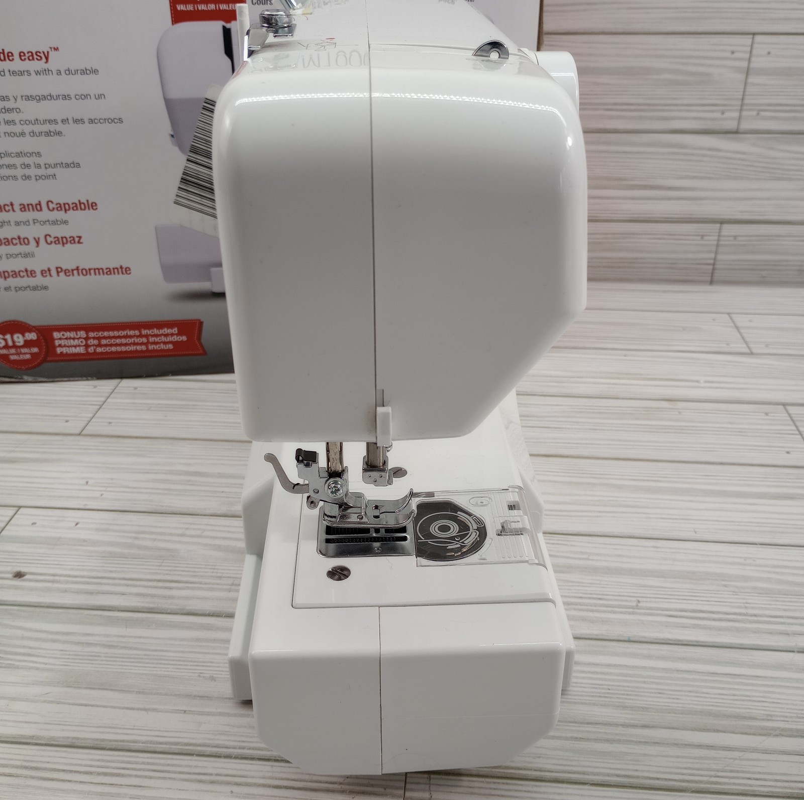 SINGER® M1000 Mending Machine-Machine Only **No Cords**