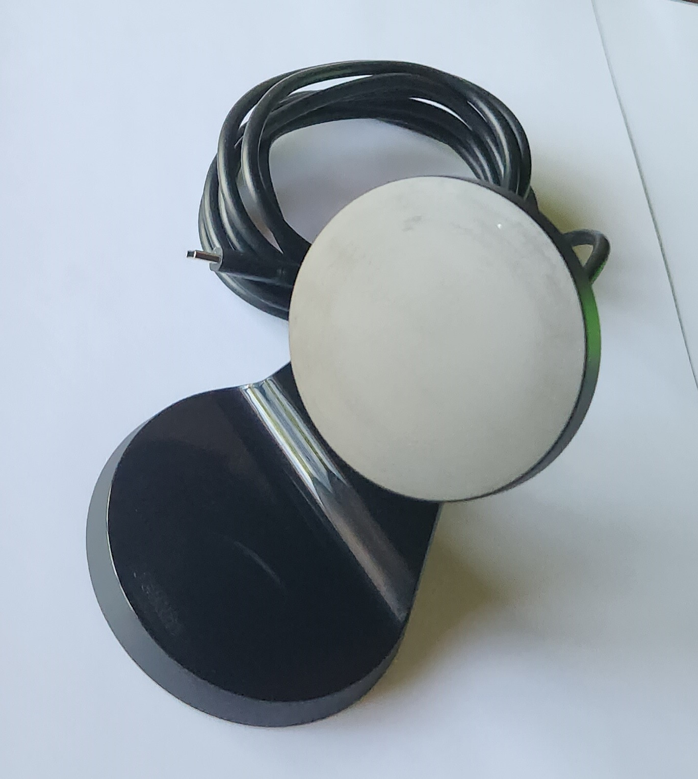 Original Black Belkin Magnetic MAGSAFE Wireless Charger Stand Only WIB003