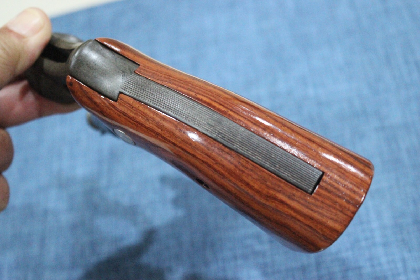 TARGET GRIPS FOR S&W K, L FRAME SQUARE BUTT MOD 686, 66 ROSE WOOD NICE GIFT # 12