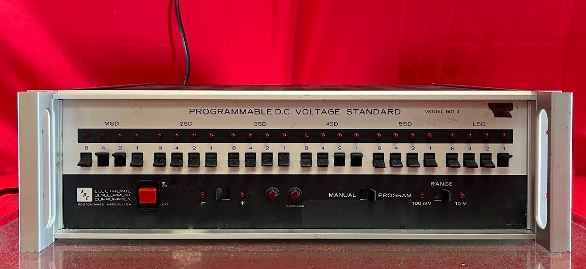 EDC 501J Programmable DC Voltage Standard