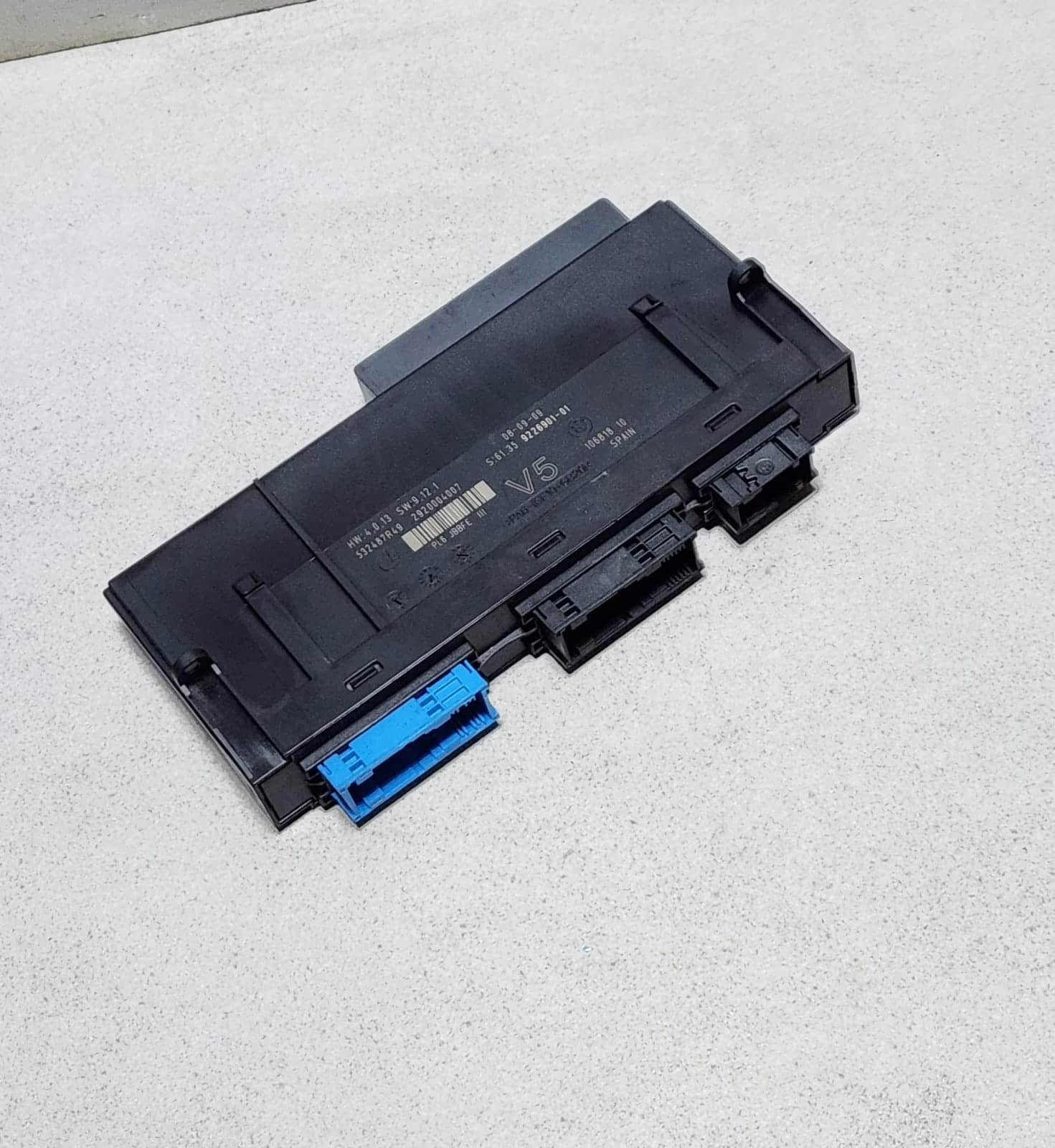 2010-2011 BMW 740i Body Control Module 9226901 740i 750i and 750Li OEM