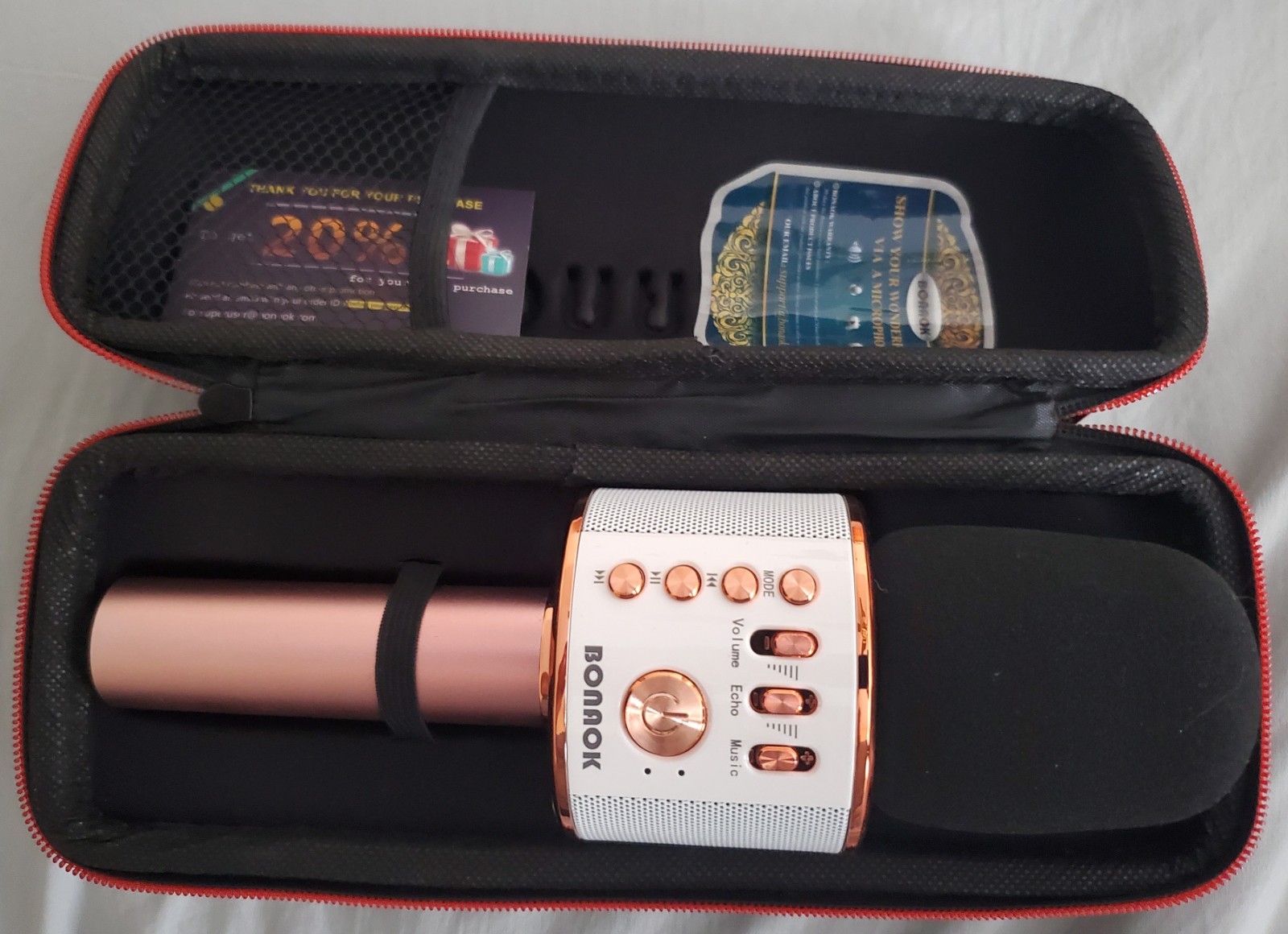 BONNOK ~ KARAOKE WIRELESS BLUETOOTH MICROPHONE ~ PINK - NEW WITH CASE