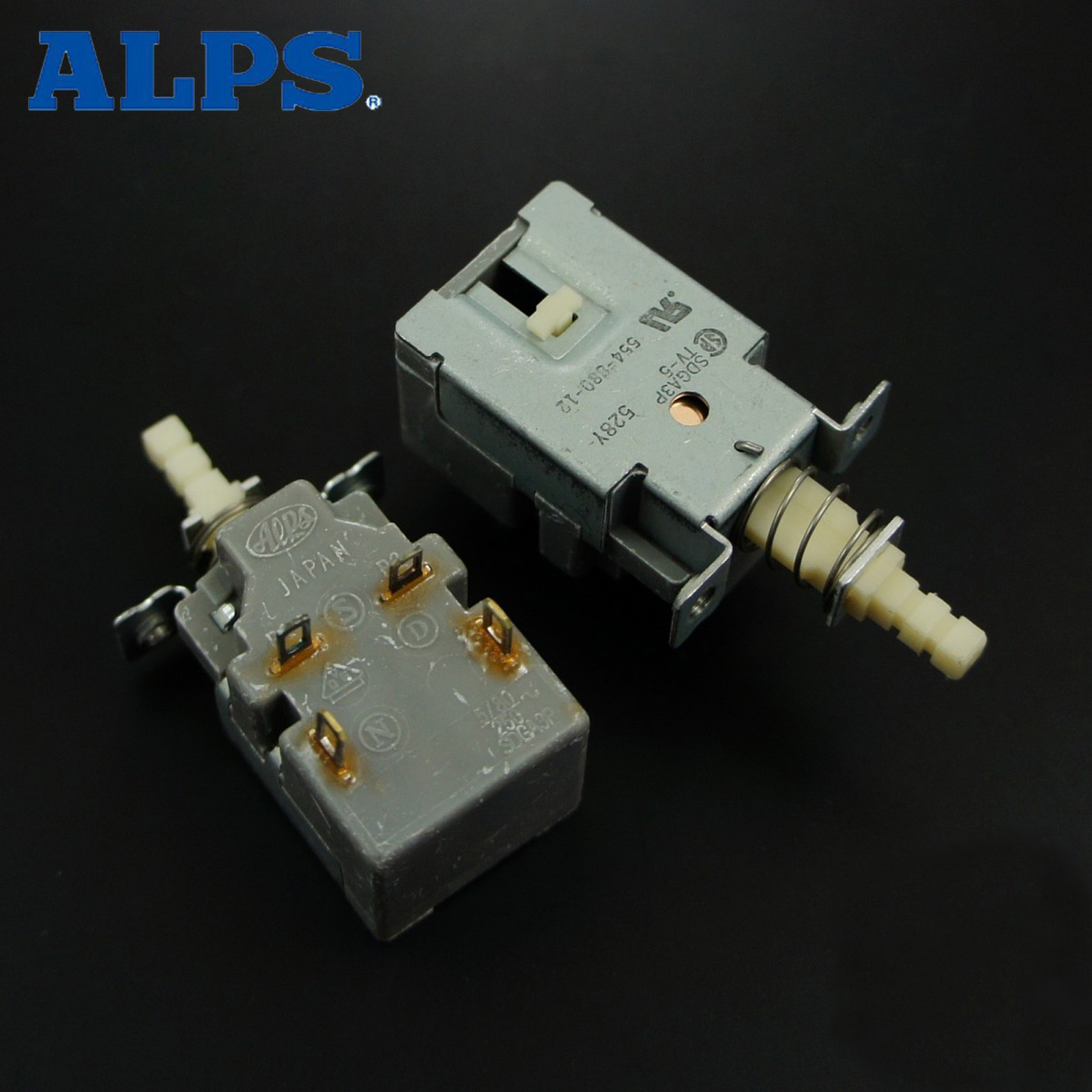 1PC  SDGA3P 5A 250V Pitch 20mm NEW Power Switch