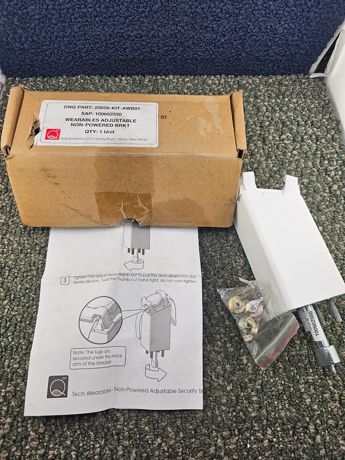 ONQ  20059-KIT-AWB01 Wearables Adjustable Non-Powered Bracket Assembly White