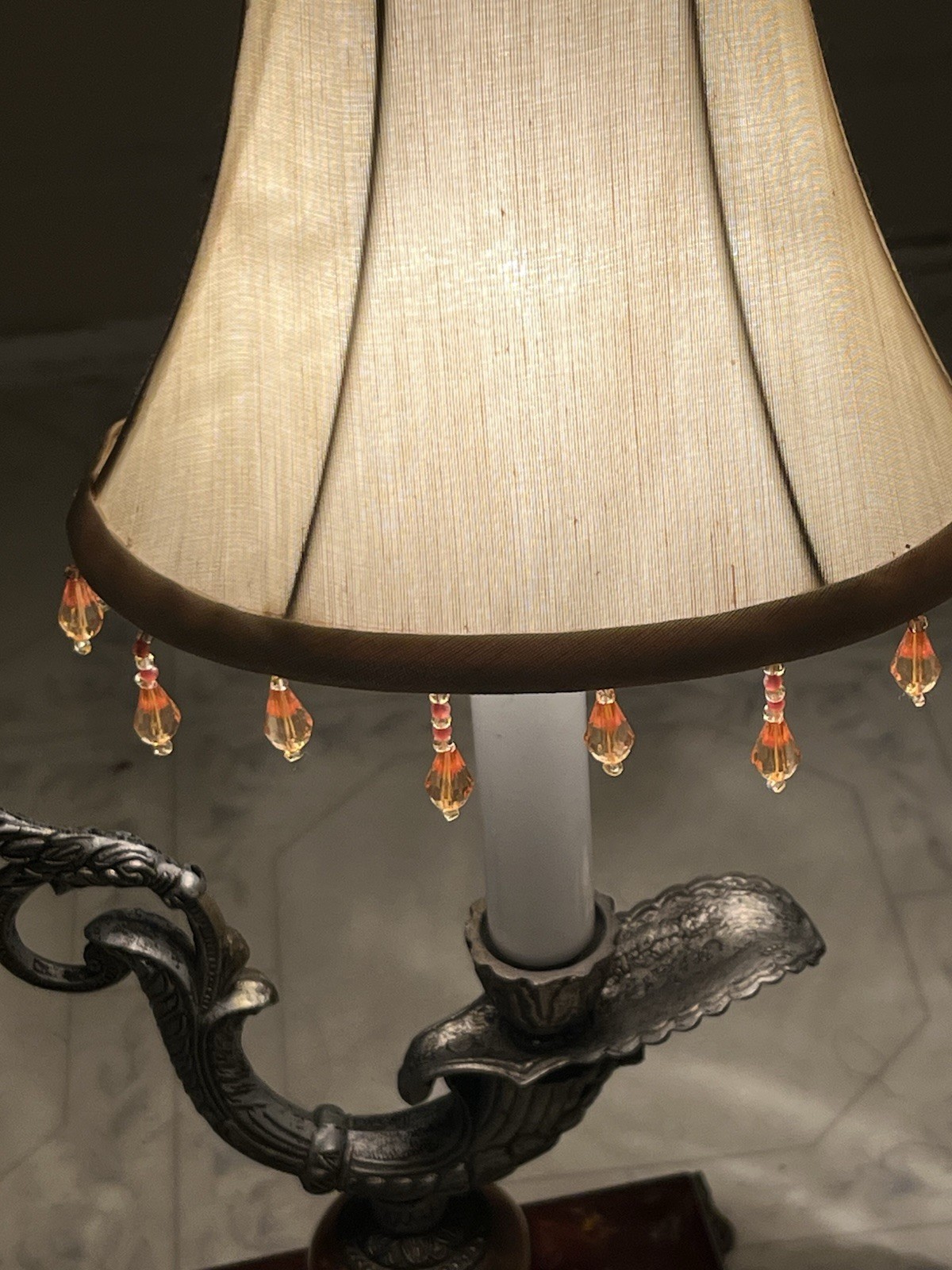 NIGHT LIGHT BRASS MARBLE BASE CANDLE BULB