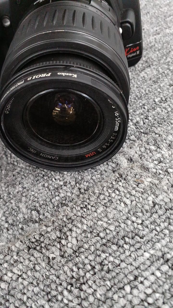 CANON DS126151 Digital DSLR Camera