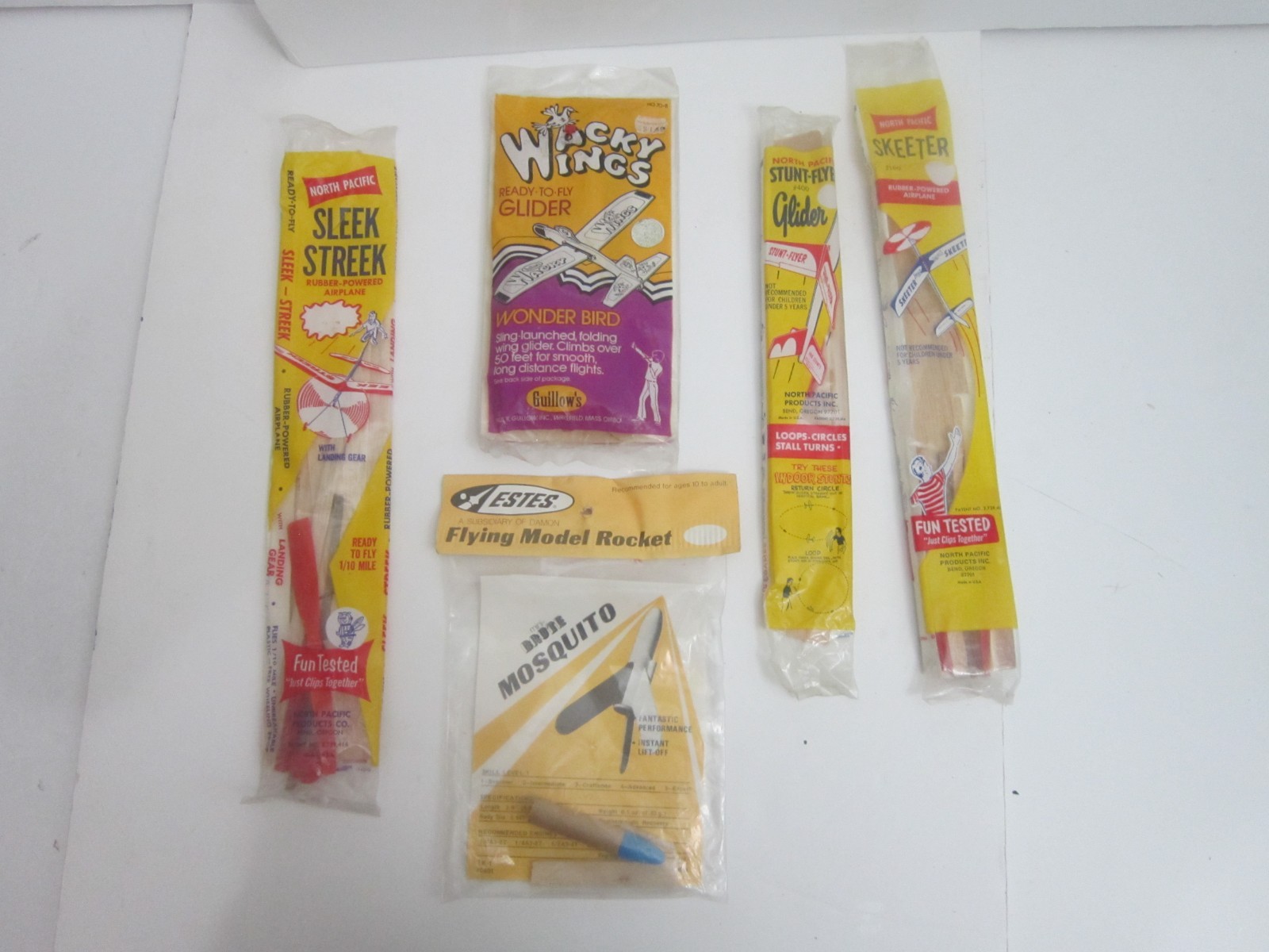 VTG Lot of 5 Guillow's North Pacific Estes Rocket Rubber-Powered Airplane Glider