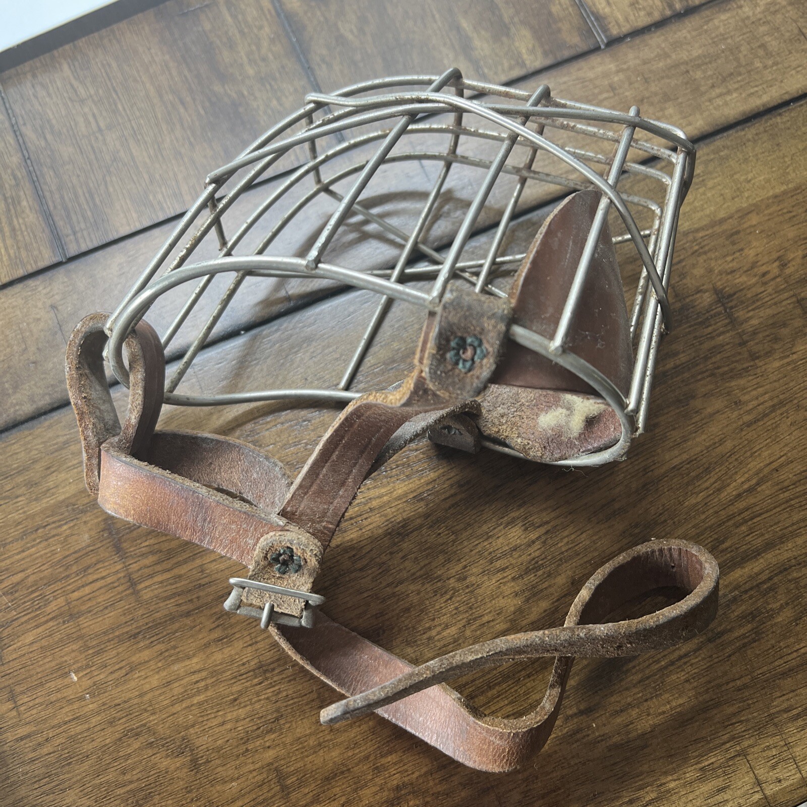 VINTAGE Dog Muzzle Leather/Metal COLLECTORS Canine Pet Obedience RUSTIC DECOR