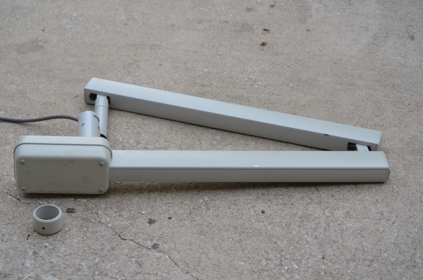 Knight Dental Light Model L Arm