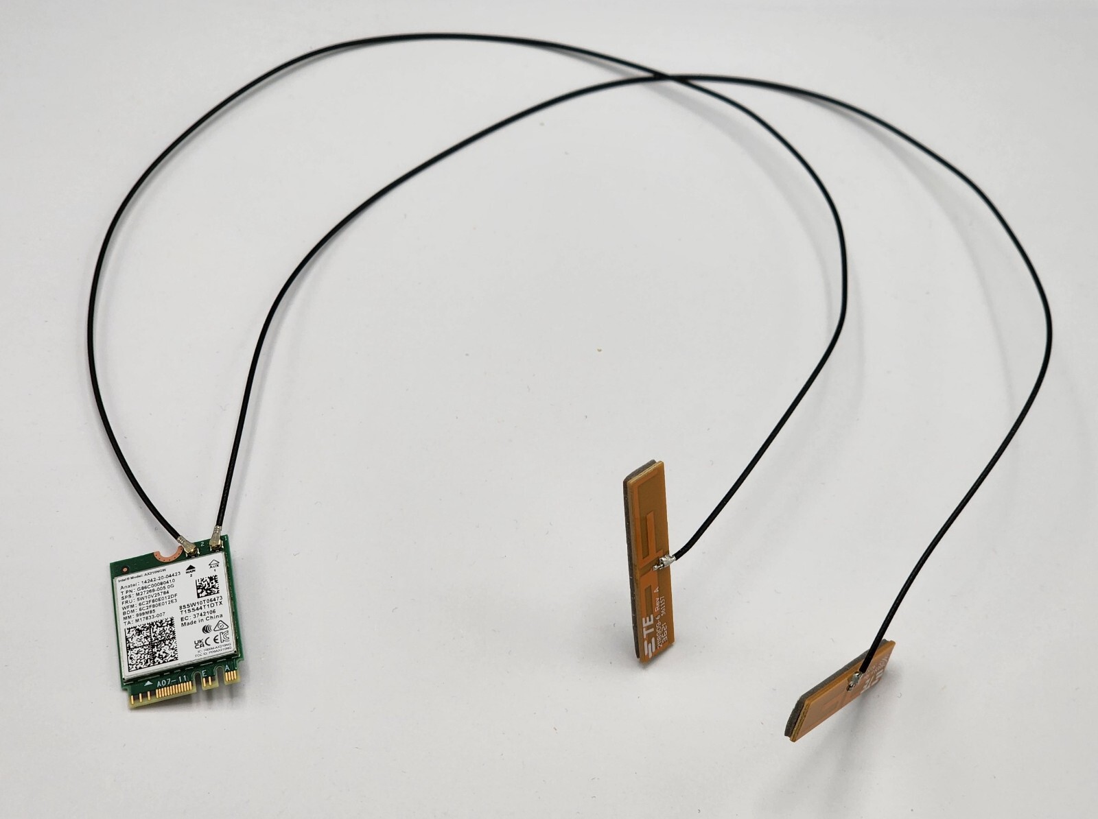 Intel AX210 Wi-Fi 6E with PCB TRIPLE BAND EMBEDDED ANTENNA for Wi-Fi 6E & BT